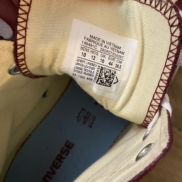⭐️ SOLD ⭐️ CONVERSE Leather Hi Top Sneakers M10 - Picture 10 of 10